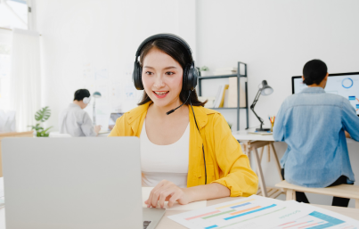 Recruiter and Land Your Dream Job Explore Nice Jobs